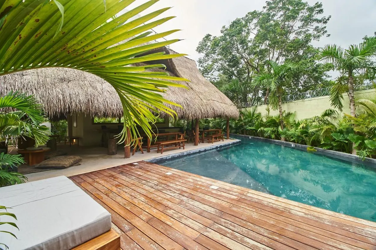 Don Quijote - Private Pool & Beach Club Access Tulum
